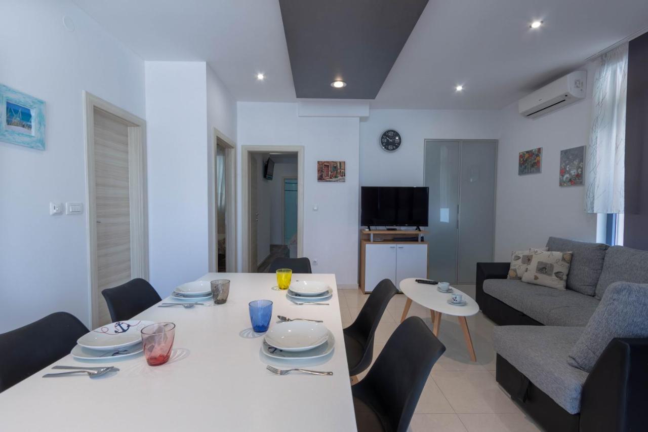 Apartman Dora بودْسْتغانا المظهر الخارجي الصورة
